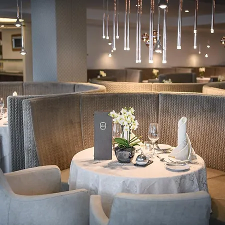 Hotel Small&beautiful Gnaid 4*