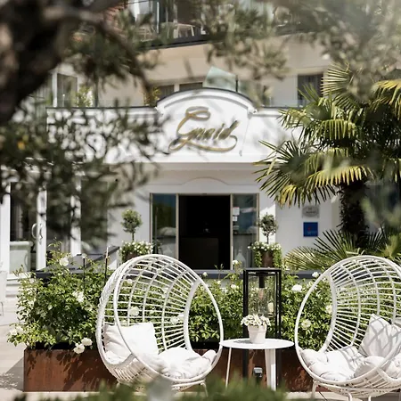 Hotel Small&beautiful Gnaid Tirolo
